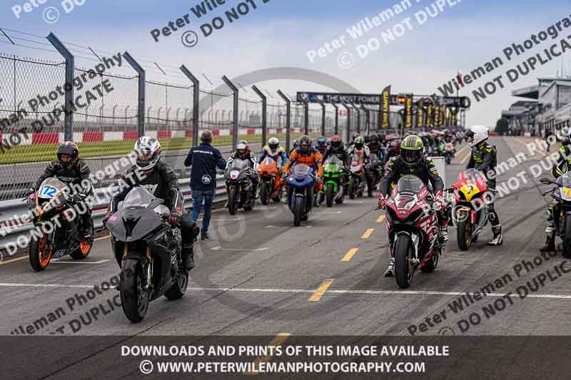 donington no limits trackday;donington park photographs;donington trackday photographs;no limits trackdays;peter wileman photography;trackday digital images;trackday photos